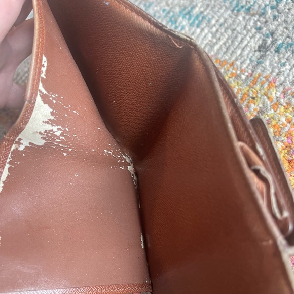 Louis Vuitton Classic Monogram Double Sided Snap Wallet - Picture 8 of 8